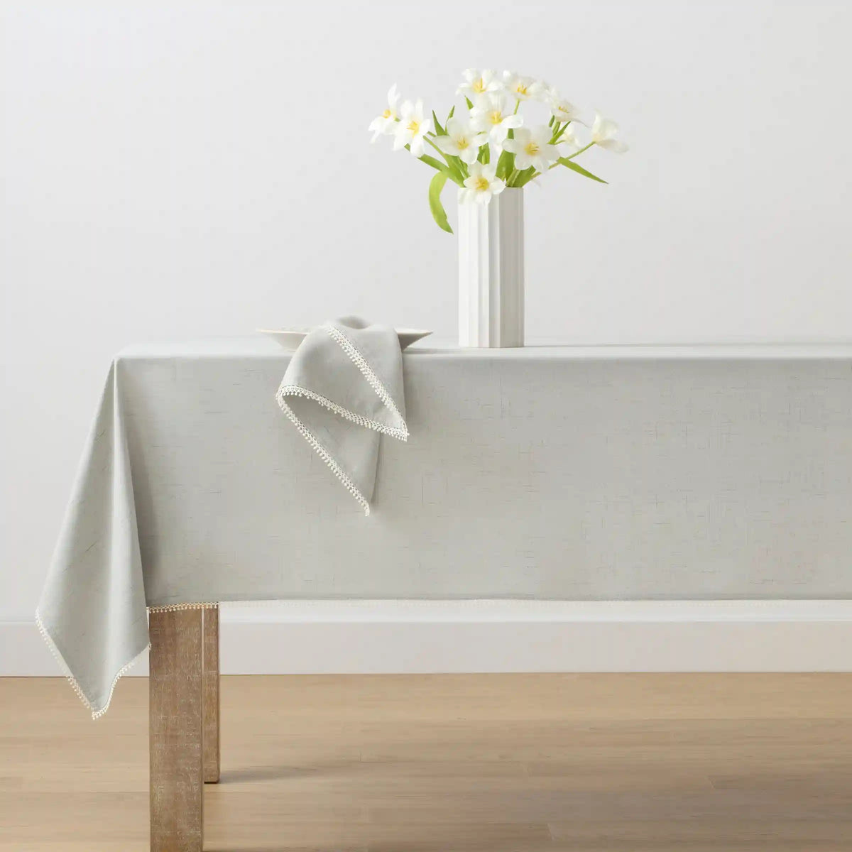 French Perle Solid Dove Grey 60x102 Tablecloth