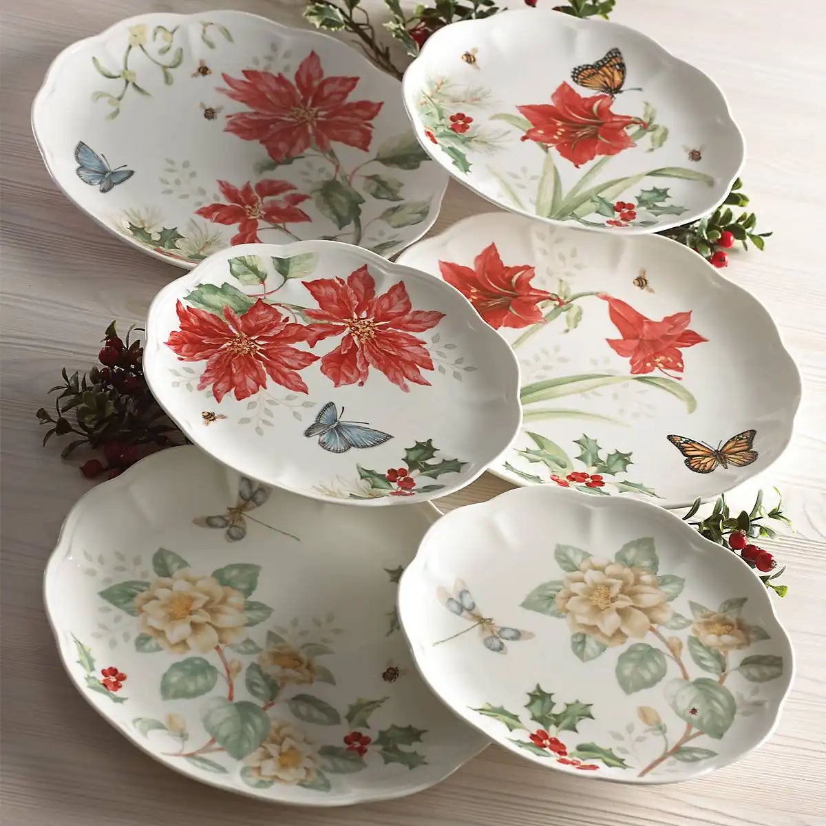 Butterfly Meadow Holiday 18-Piece Dinnerware Set