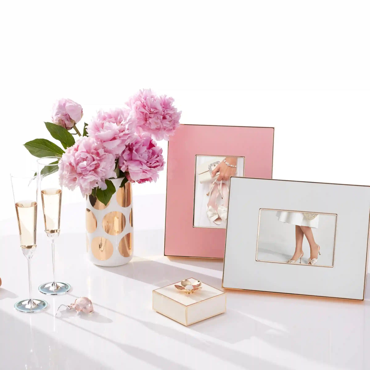 Make It Pop White 4x6 Photo Frame