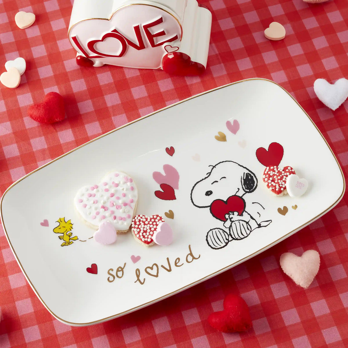 Snoopy Valentine's Day Hors d'Oeuvres Tray