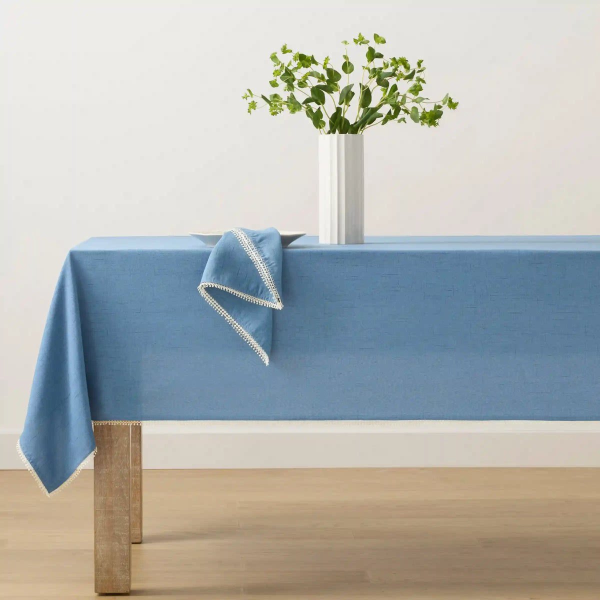 French Perle Solid Periwinkle 60x120 Tablecloth
