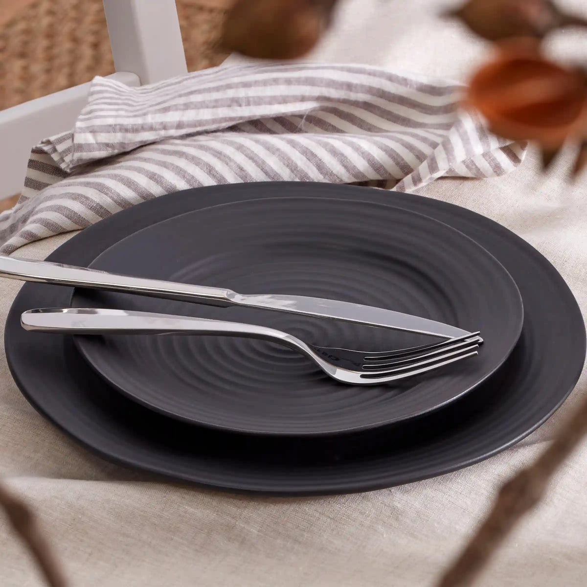 Oakwood 20-Piece Flatware Set