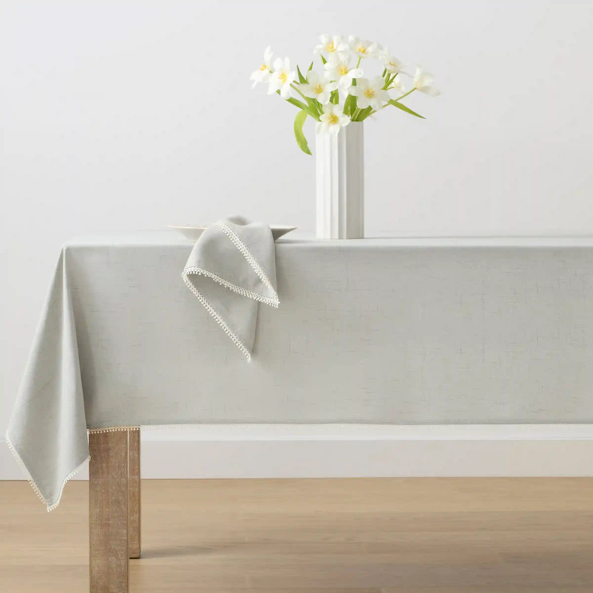 French Perle Solid Dove Grey 60x120 Tablecloth
