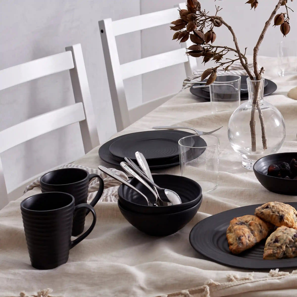 Ridge Black Dinnerware Mug