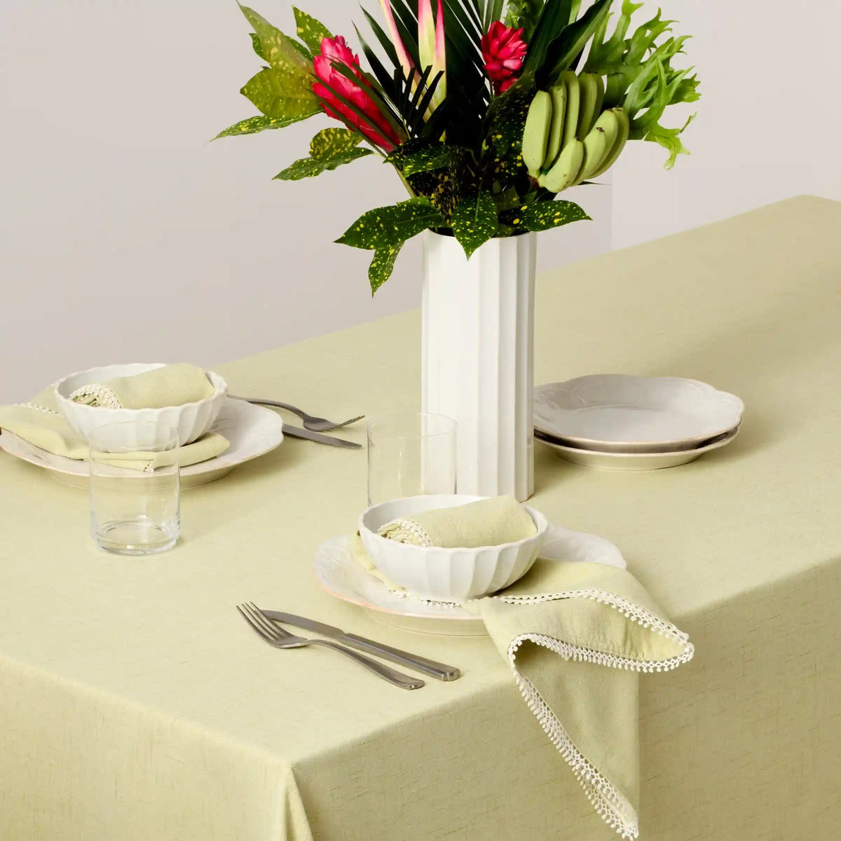 French Perle Pistachio 60x120 Tablecloth