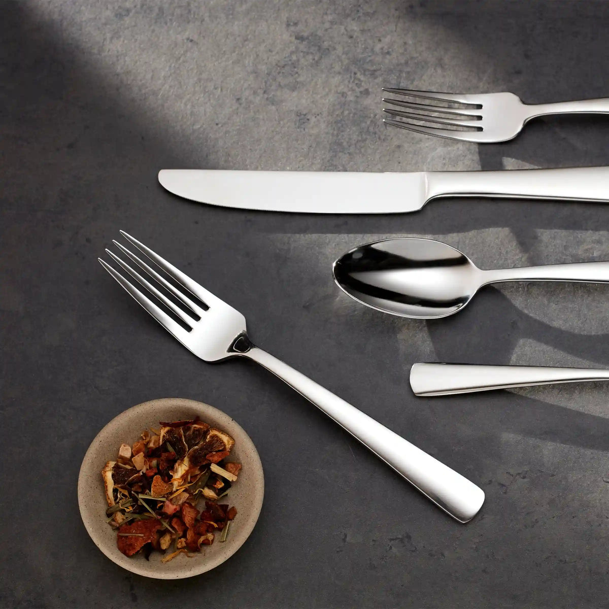 Aptitude Dinner Knives, Set of 6