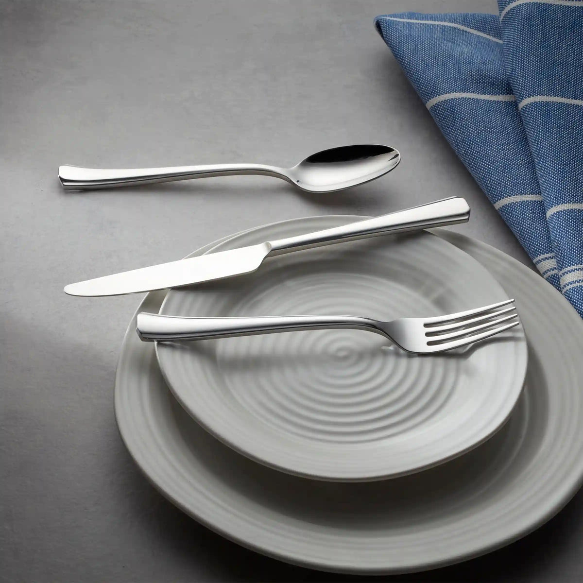 Bleeker 20-Piece Flatware Set