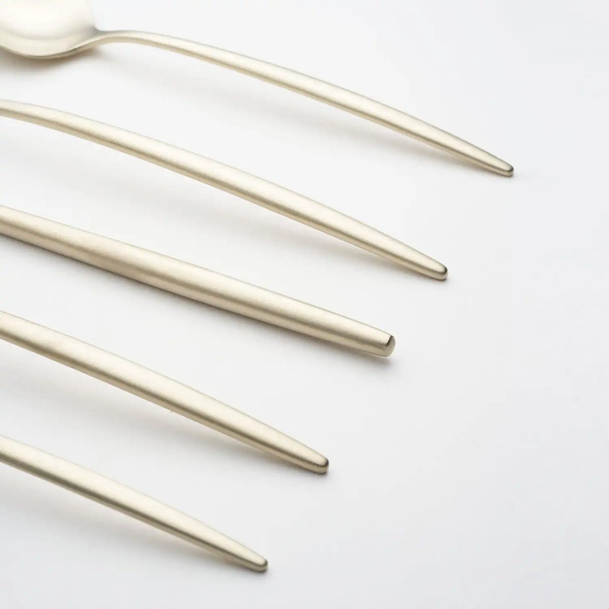 Gaze Champagne Satin 20-Piece Flatware Set