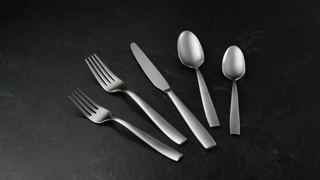 Everdine 45-Piece Flatware Set