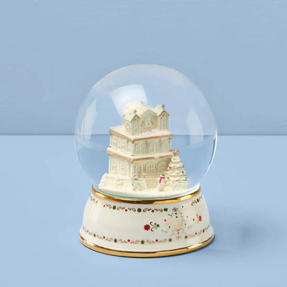 Mistletoe Park Snow Globe