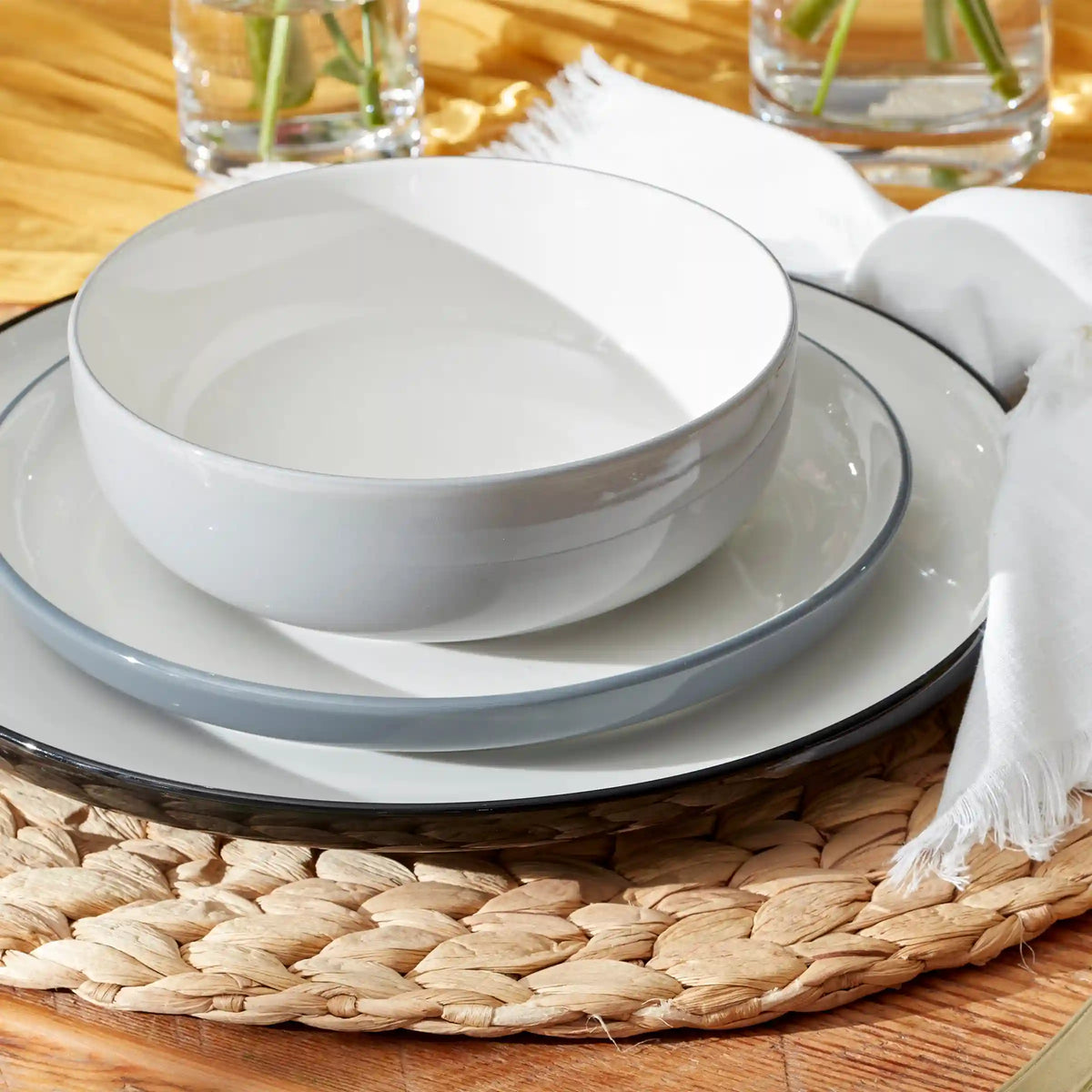 24 Seven Colors Pumice 12-Piece Dinnerware Set