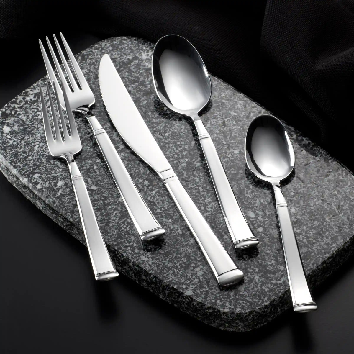 Avenue 20-Piece Flatware Set