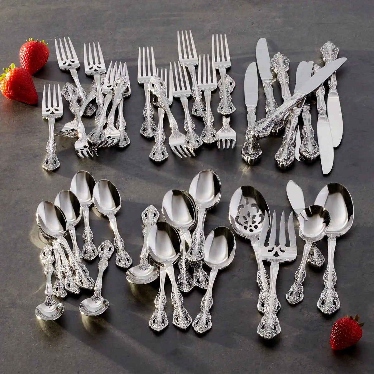 Michelangelo 45-Piece Flatware Set