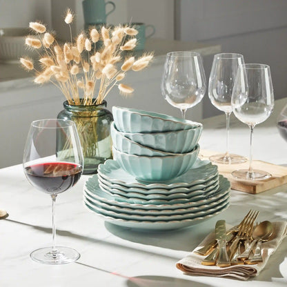 French Perle Scallop Ice Blue 12-Piece Dinnerware Set