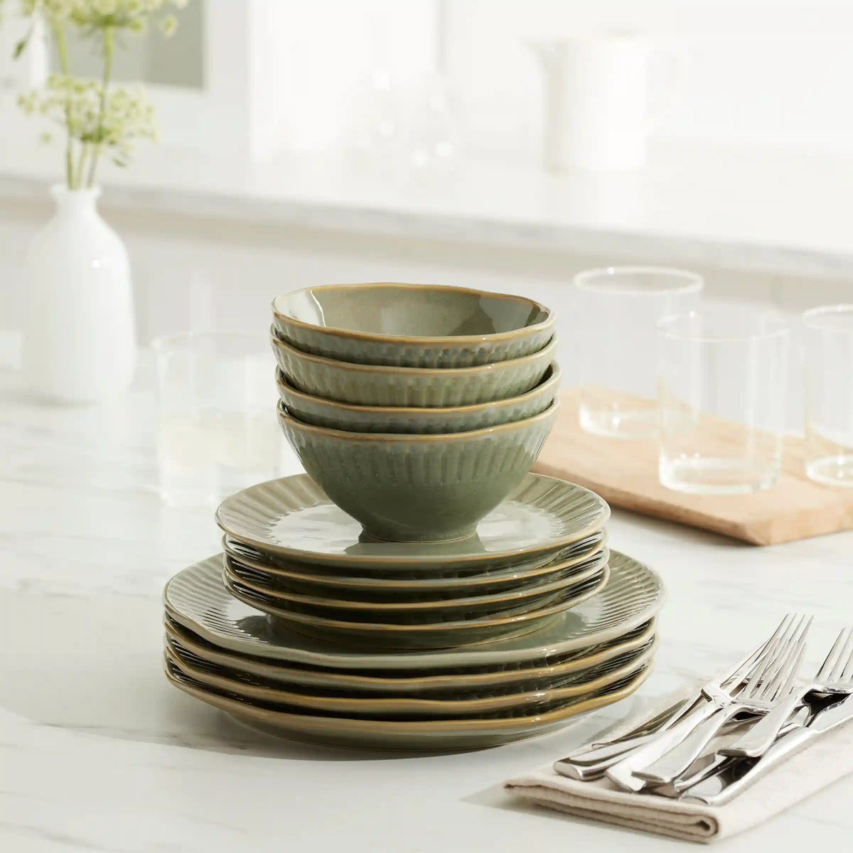 Artisanal Stripe Green 12-Piece Dinnerware Set