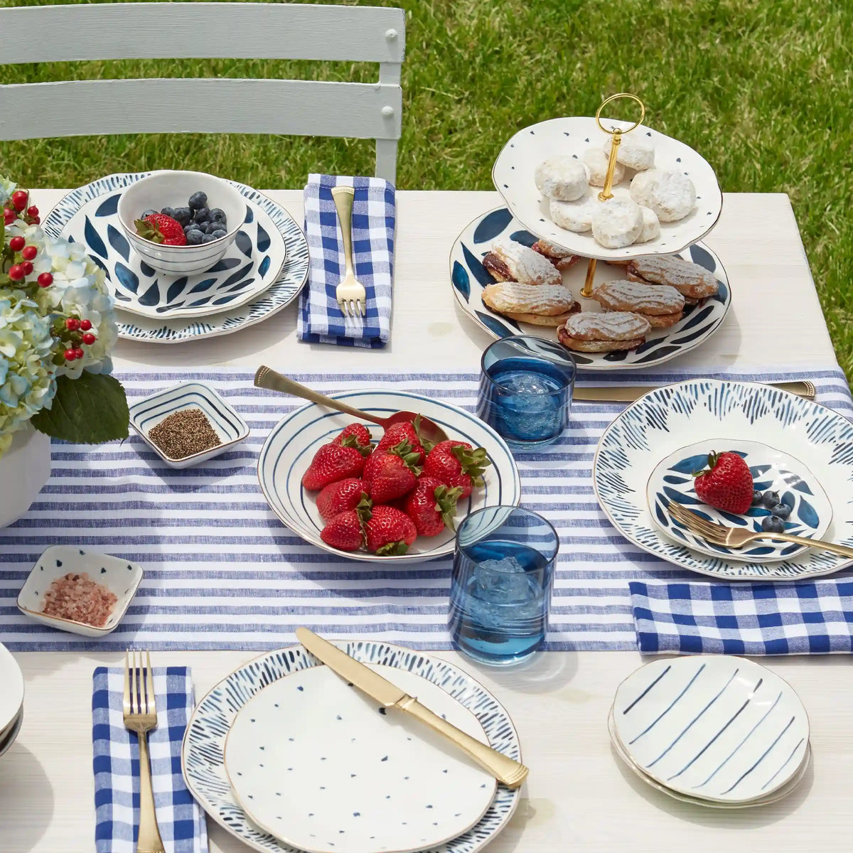 Blue Bay Tidbit Plates, Set of 4