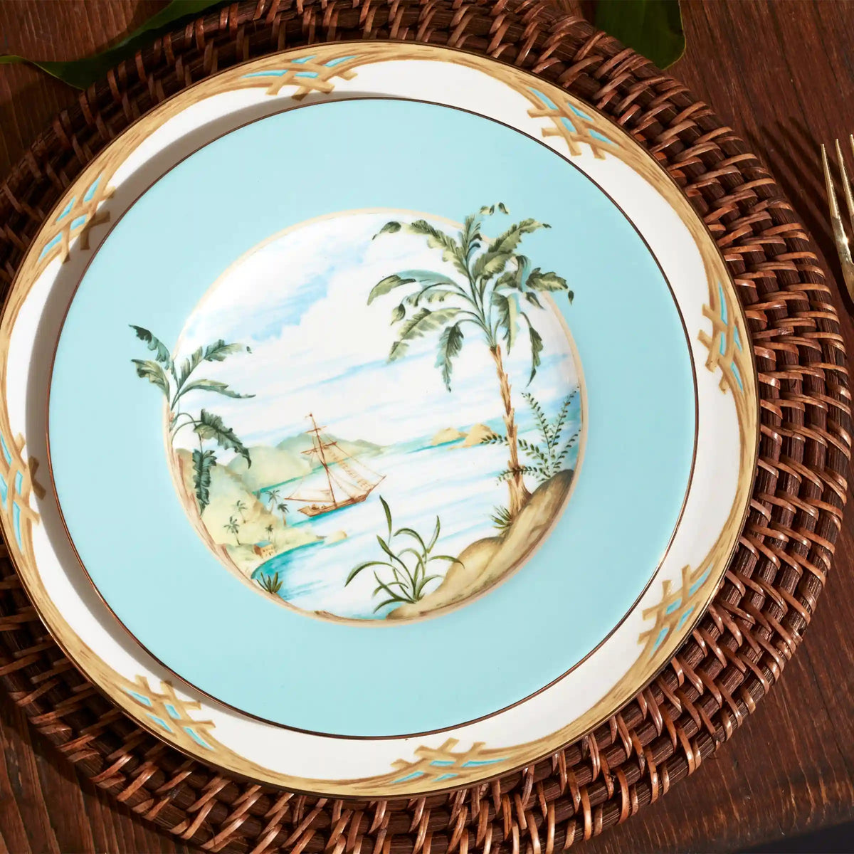 British Colonial Tradewind Accent Plate