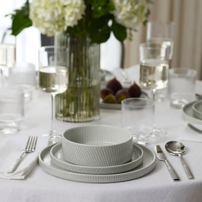 Modulus Vapor 18-Piece Dinnerware Set