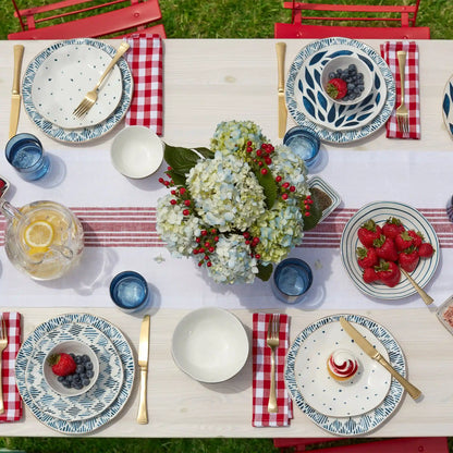 Blue Bay White Dinner Plates, Set of 4