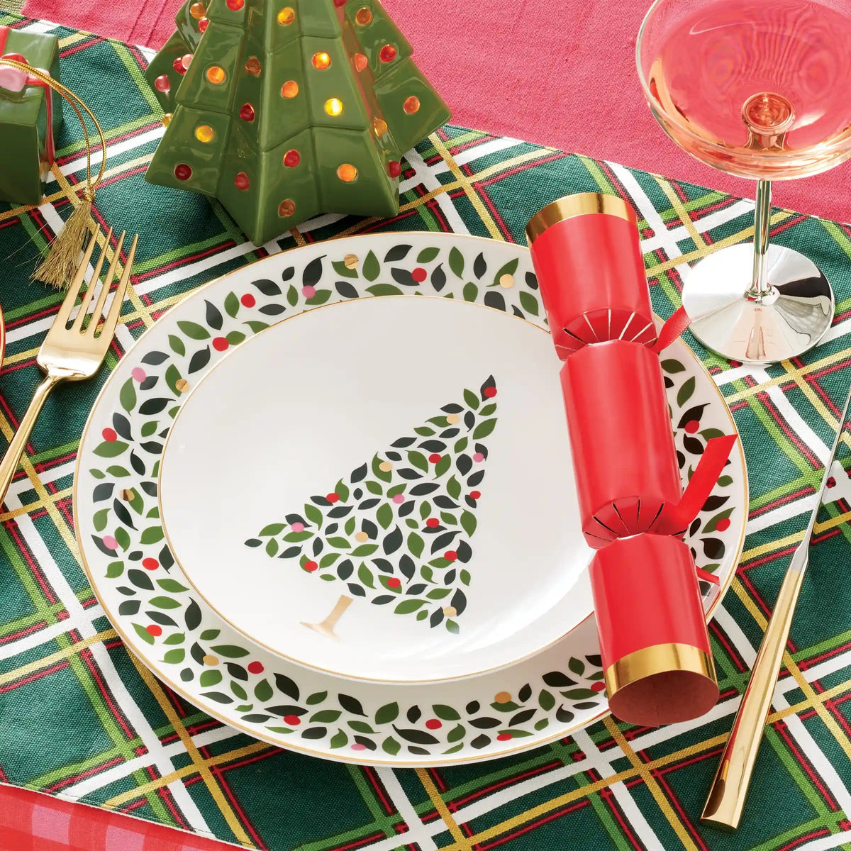 Evergreen Accent Plates, Set of 4