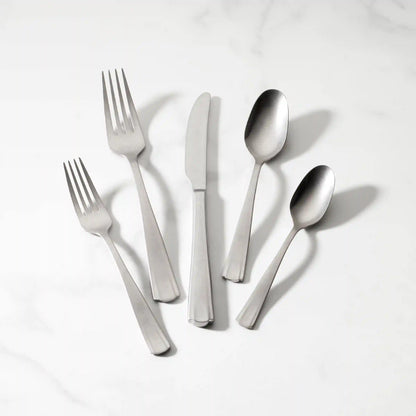 French Perle Scallop Vintage 65-Piece Flatware Set