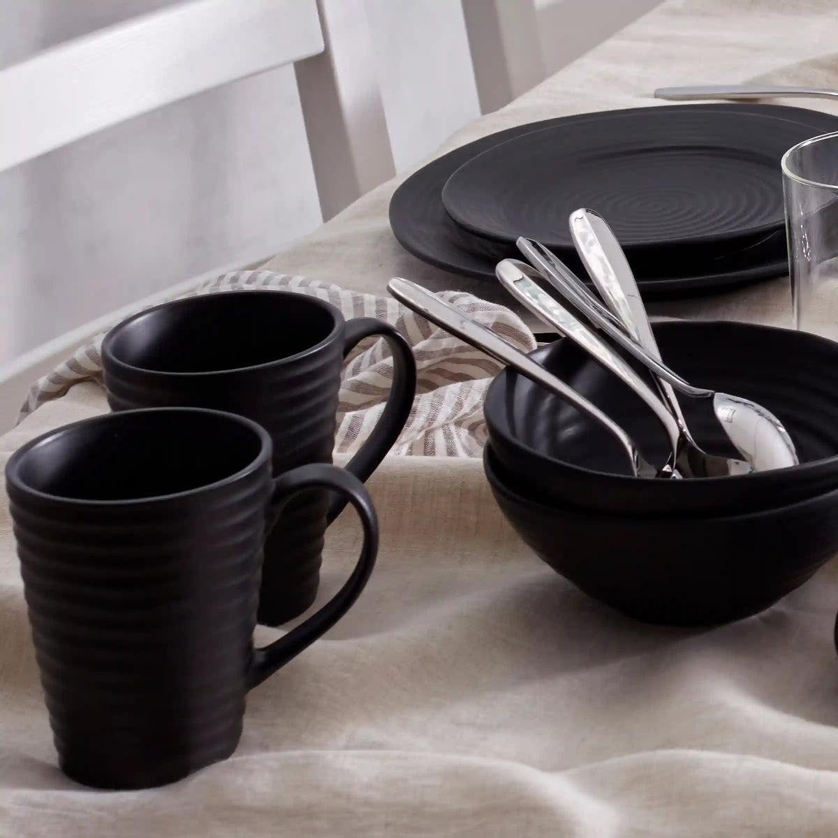 Ridge Black Mugs, Set of 4