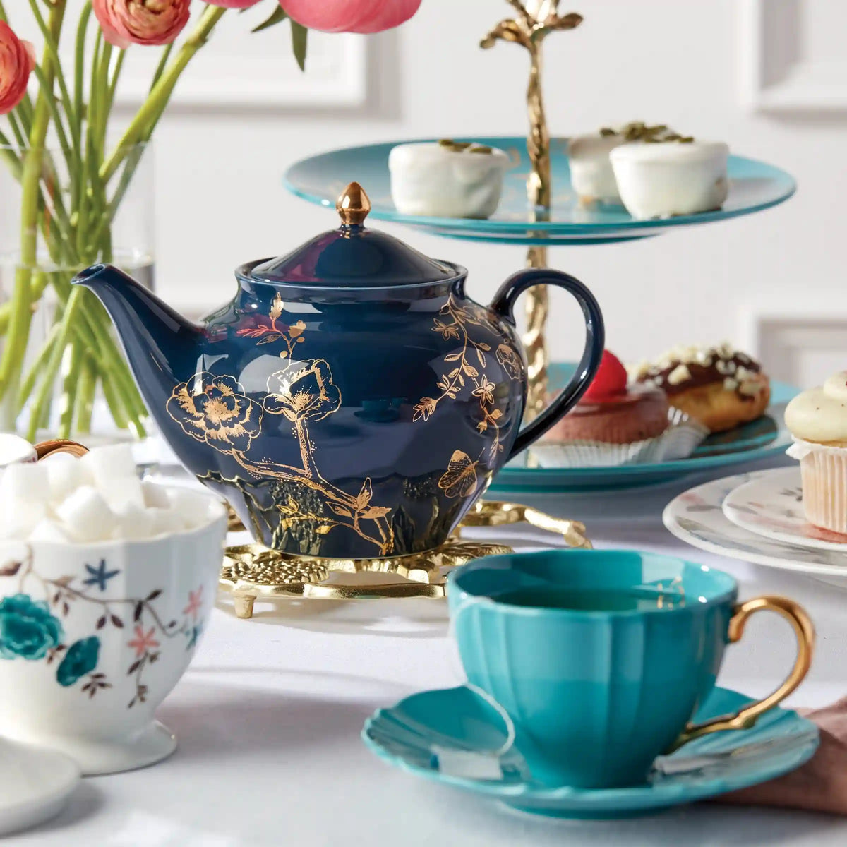 Sprig & Vine Navy Teacup & Saucer