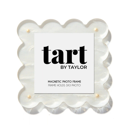 Mini Pearl White Scalloped Acrylic Photo Frame