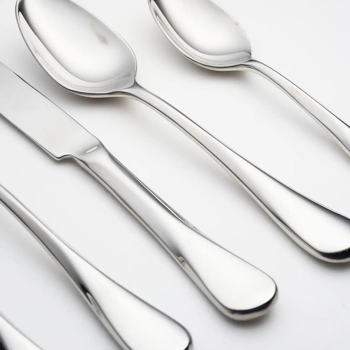Eloquence 20-Piece Flatware Set