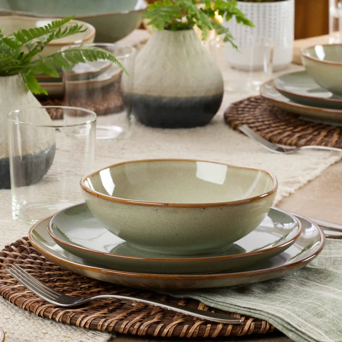 Organic Shades Sage Green 12-Piece Dinnerware Set